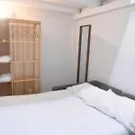 Chiaia 100 فندق مبيت وإفطار