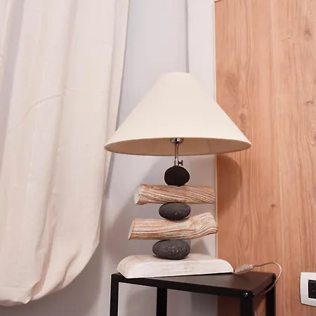 Chiaia 100 فندق مبيت وإفطار 3*